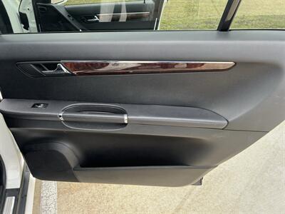 2007 Mercedes-Benz R 500 4MATIC WAGON 3RD ROW HTD SEATS WOOD PANOROOF   - Photo 49 - Houston, TX 77031