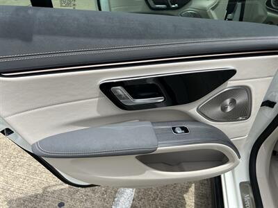 2022 Mercedes-Benz EQS EQS 580 4MATIC ONLY 33K MILES FACTORY WARRANTY   - Photo 58 - Houston, TX 77031