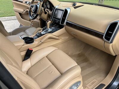2015 Porsche Cayenne S WOOD STEERING NAV CAM HTD/COOL STS MSRP $91200   - Photo 35 - Houston, TX 77031
