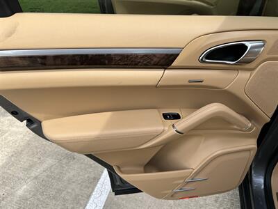 2015 Porsche Cayenne S WOOD STEERING NAV CAM HTD/COOL STS MSRP $91200   - Photo 70 - Houston, TX 77031