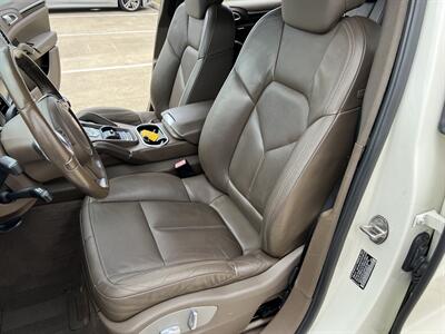 2011 Porsche Cayenne TIPTRONIC ONLY 44K MLS NAV PANO REARCAM MSRP 64185 - Photo 33 - Houston, TX 77031