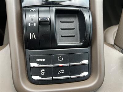 2011 Porsche Cayenne TIPTRONIC ONLY 44K MLS NAV PANO REARCAM MSRP 64185 - Photo 49 - Houston, TX 77031