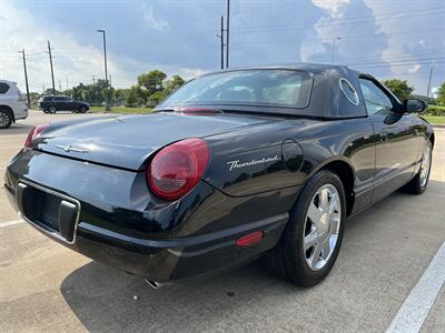 2002 Ford Thunderbird DELUXE CONVERTIBLE TWO TONE INTERIOR NON-SMOKER   - Photo 10 - Houston, TX 77031