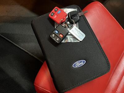 2002 Ford Thunderbird DELUXE CONVERTIBLE TWO TONE INTERIOR NON-SMOKER   - Photo 28 - Houston, TX 77031