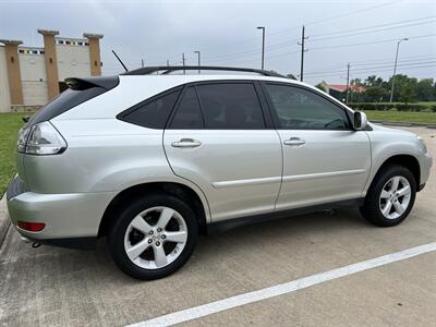 2005 Lexus RX 330 ONE OWNER LTHR S/R HTD SEATS RECENT SERVICE - Photo 18 - Houston, TX 77031