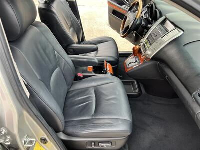 2005 Lexus RX 330 ONE OWNER LTHR S/R HTD SEATS RECENT SERVICE - Photo 44 - Houston, TX 77031