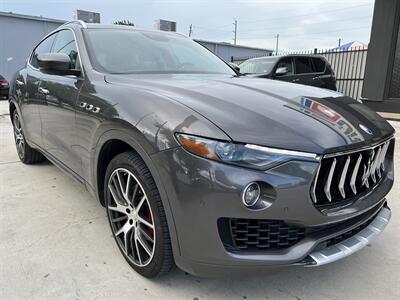 2017 Maserati Levante LTHR PANO NAV REARCAM SIRIUS 21 " WHLS ONLY 74K MLS   - Photo 1 - Houston, TX 77031