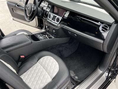 2010 Rolls-Royce Ghost GHOST NAV REAR CAM HTD/COOL SEATS PANO PUSH START   - Photo 16 - Houston, TX 77031