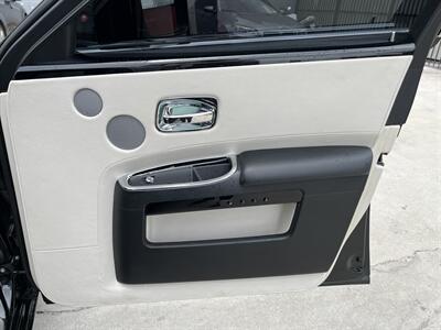 2010 Rolls-Royce Ghost GHOST NAV REAR CAM HTD/COOL SEATS PANO PUSH START   - Photo 34 - Houston, TX 77031