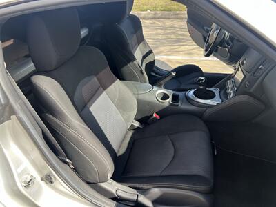 2013 Nissan 370Z COUPE 6 SPEED MANUAL BLUETOOTH APPLE/AND CARPLAY   - Photo 38 - Houston, TX 77031