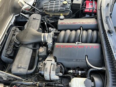 2002 Chevrolet Corvette CONVERTIBLE AUTO MICHELIN TIRES AUTO ONLY 82K MLS   - Photo 33 - Houston, TX 77031