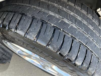 2002 Chevrolet Corvette CONVERTIBLE AUTO MICHELIN TIRES AUTO ONLY 82K MLS   - Photo 27 - Houston, TX 77031