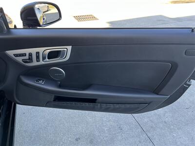 2016 Mercedes-Benz SLK 300 CONV PANO HTD SEATS NAV SPT SUSPENSION   - Photo 51 - Houston, TX 77031