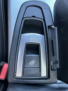 2016 Mercedes-Benz SLK 300 CONV PANO HTD SEATS NAV SPT SUSPENSION   - Photo 49 - Houston, TX 77031