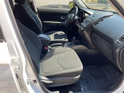 2013 Kia Soul +   - Photo 19 - Boise, ID 83705