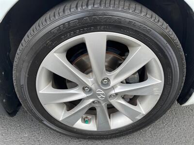 2014 Hyundai Accent SE   - Photo 22 - Boise, ID 83705