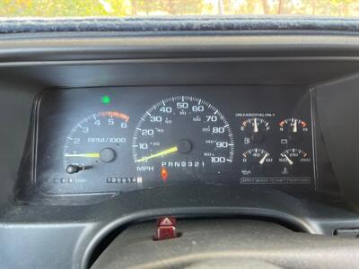 1996 Chevrolet Suburban C2500 2WD   - Photo 9 - Boise, ID 83705