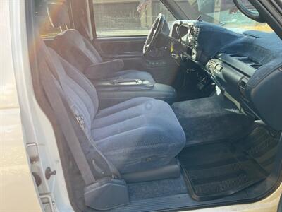 1996 Chevrolet Suburban C2500 2WD   - Photo 15 - Boise, ID 83705