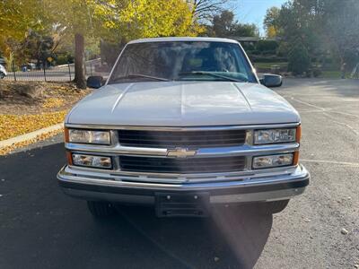 1996 Chevrolet Suburban C2500 2WD   - Photo 2 - Boise, ID 83705