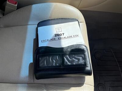 2010 Cadillac Escalade Luxury - Photo 20 - Boise, ID 83705