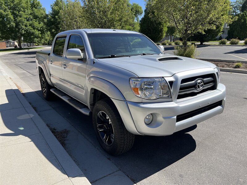 2006 Toyota Tacoma V6 4dr Double Cab  4X4 SR5 TRD Sport