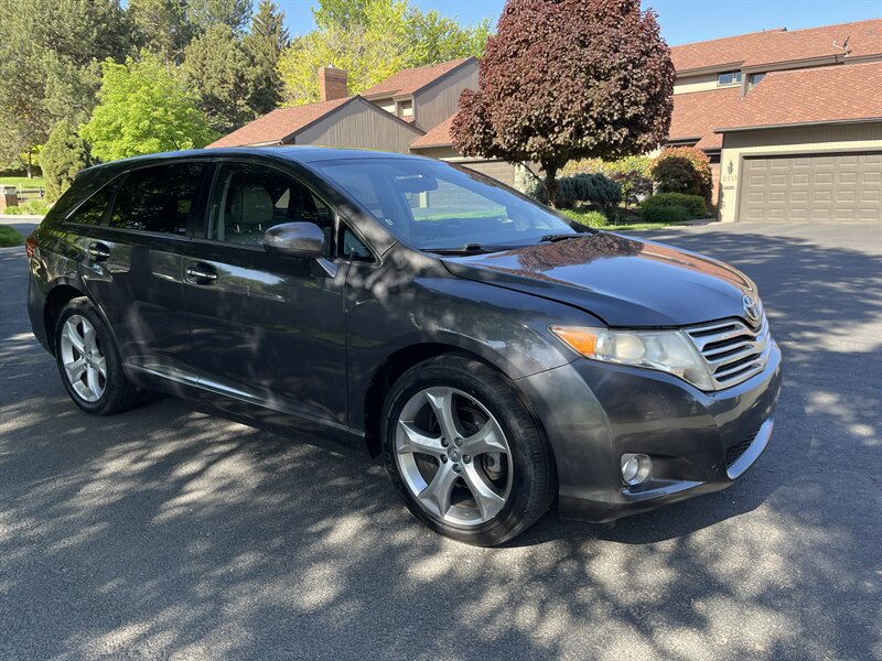 2009 Toyota Venza AWD V6  