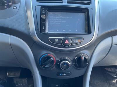 2015 Hyundai Accent GS   - Photo 11 - Boise, ID 83705