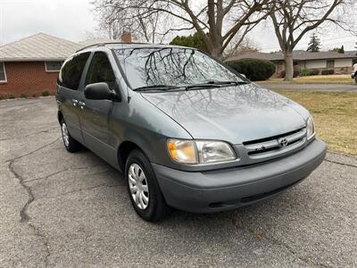 1999 Toyota Sienna LE   - Photo 1 - Boise, ID 83705