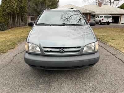 1999 Toyota Sienna LE   - Photo 2 - Boise, ID 83705
