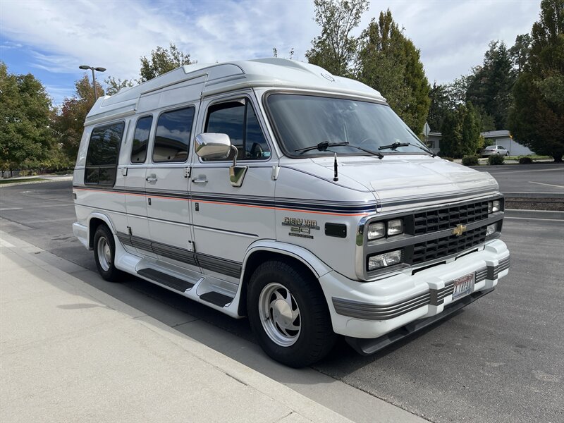 1995 Chevrolet Tiara Conversion Van  G20 - Photo 1 - Boise, ID 83705