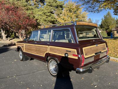 1989 Jeep Grand Wagoneer 4dr   - Photo 3 - Boise, ID 83705