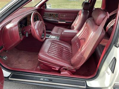 1990 Buick Riviera   - Photo 12 - Boise, ID 83705
