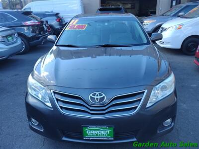 2011 Toyota Camry LE V6 Sedan