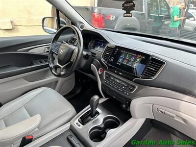 2019 Honda Pilot EX-L W/NAVI W/RES   - Photo 25 - Newark, NJ 07114