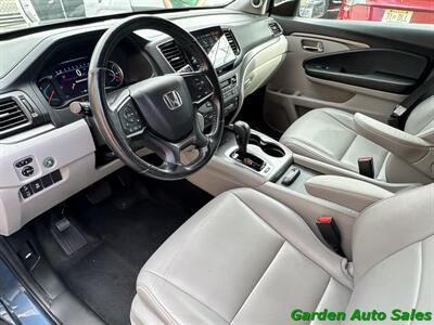 2019 Honda Pilot EX-L W/NAVI W/RES   - Photo 11 - Newark, NJ 07114