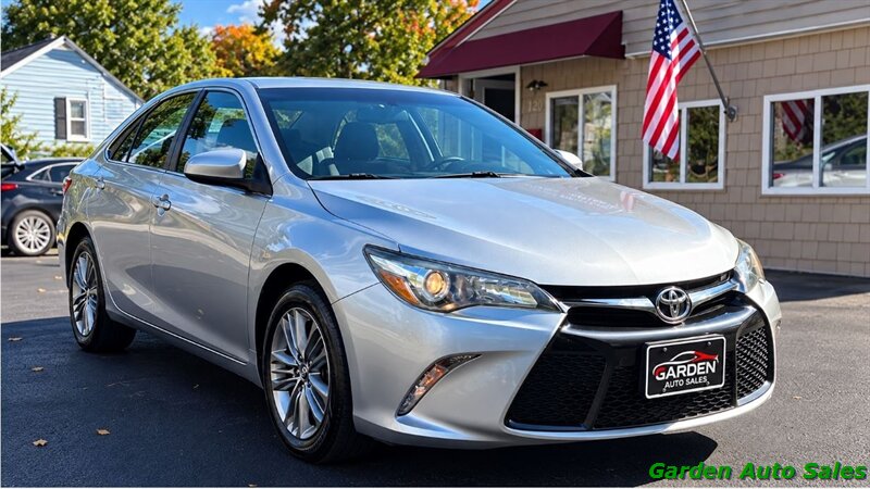 2016 Toyota Camry LE   - Photo 1 - Newark, NJ 07114