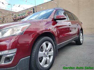 2016 Chevrolet Traverse LT   - Photo 5 - Newark, NJ 07114