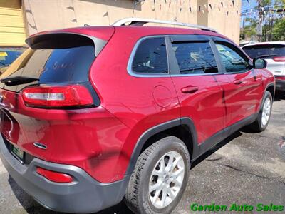 2017 Jeep Cherokee Latitude   - Photo 6 - Newark, NJ 07114