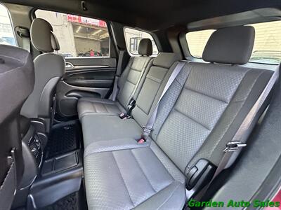 2021 Jeep Grand Cherokee Laredo AWD   - Photo 14 - Newark, NJ 07114
