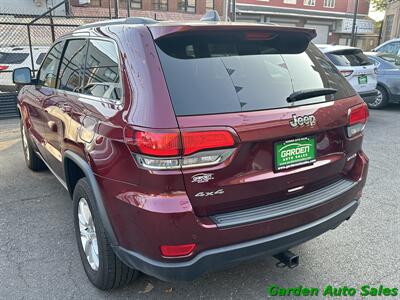 2021 Jeep Grand Cherokee Laredo AWD   - Photo 4 - Newark, NJ 07114