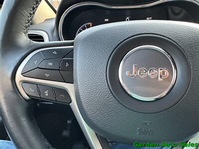 2021 Jeep Grand Cherokee Laredo AWD   - Photo 39 - Newark, NJ 07114