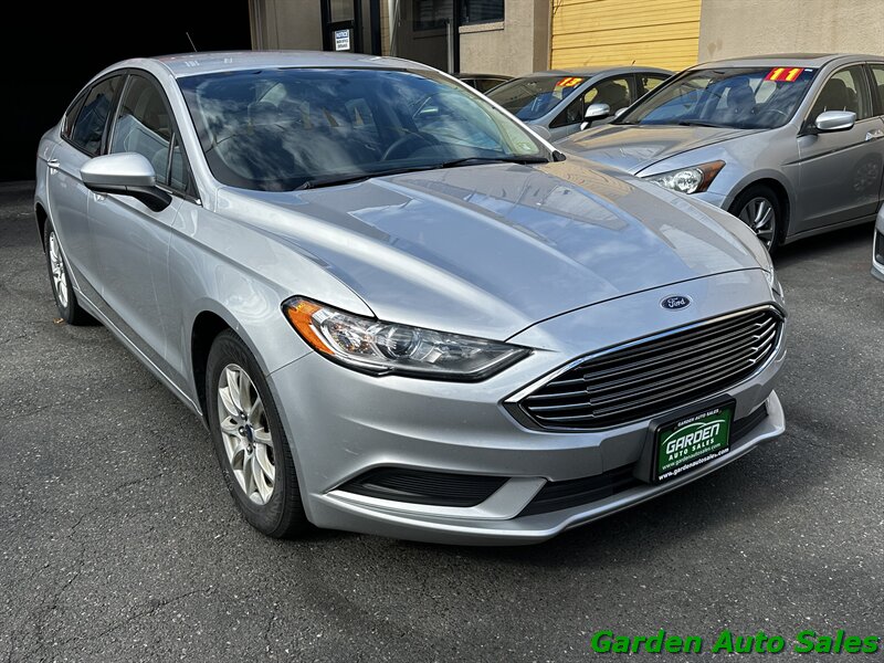 2017 Ford Fusion S - Photo 1 - Newark, NJ 07114