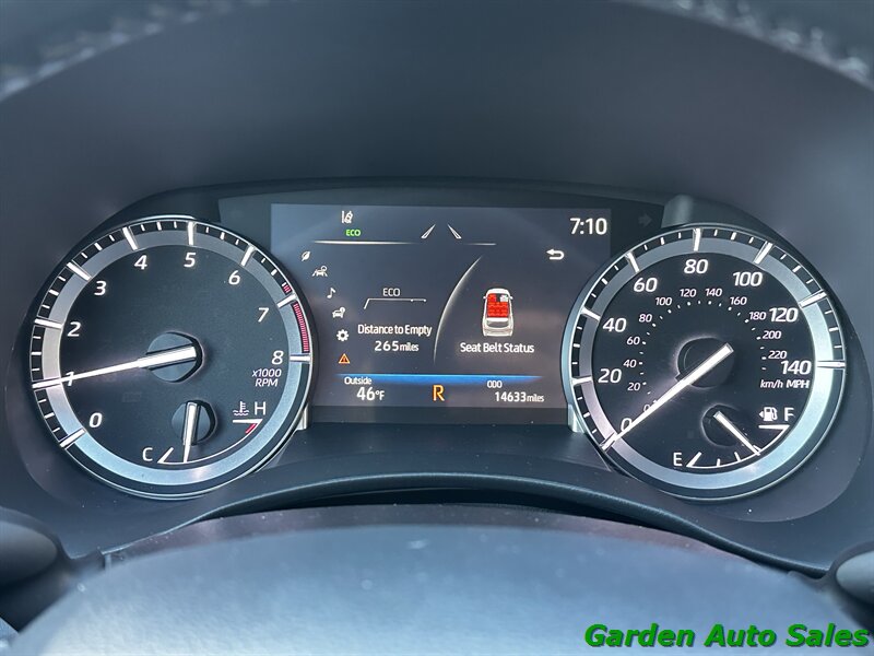 2022 Toyota Highlander XLE - Photo 32