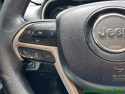 2014 Jeep Cherokee SPORT  4x4 - Photo 33 - Newark, NJ 07114