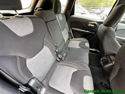 2014 Jeep Cherokee SPORT  4x4 - Photo 21 - Newark, NJ 07114