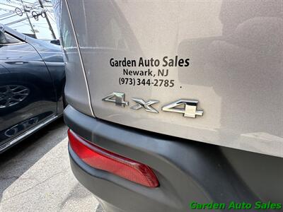 2014 Jeep Cherokee SPORT  4x4 - Photo 17 - Newark, NJ 07114