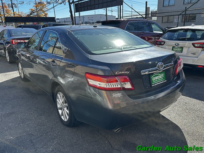2011 Toyota Camry LE V6   - Photo 5 - Newark, NJ 07114