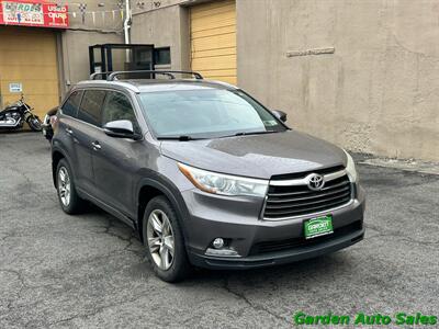 2015 Toyota Highlander Limited AWD  FULLY LOADED SUV