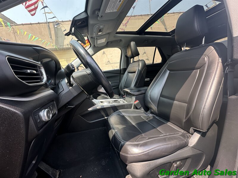 2022 Ford Explorer XLT - Photo 16