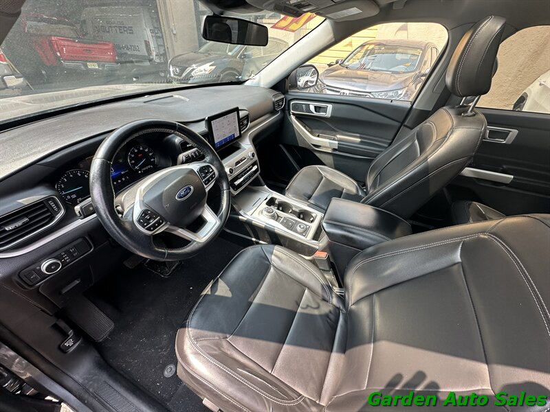 2022 Ford Explorer XLT - Photo 11